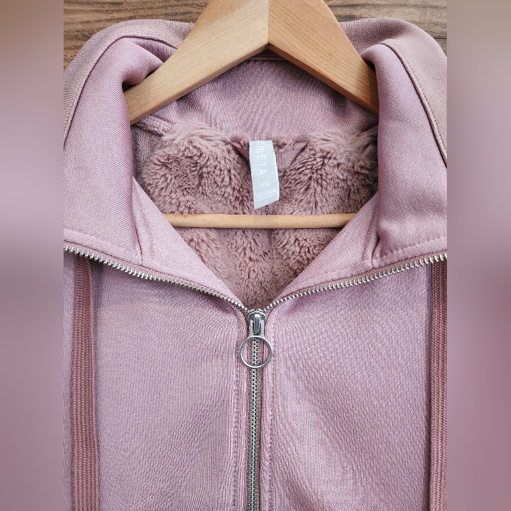 NWT Athleta Triumph Luxe Shine Hoodie - Picture 7 of 9
